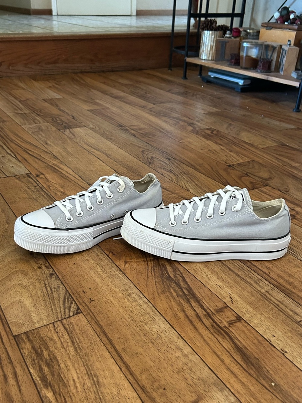 Converse Chuck Taylor All Star Lift Platform Low Top Wolf Grey Size 8